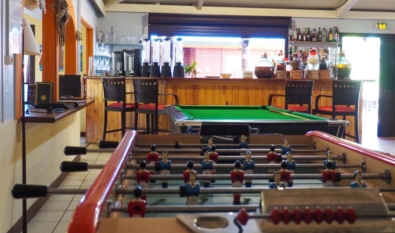 Hotel Oasis De Kiamu Лифу Екстериор снимка