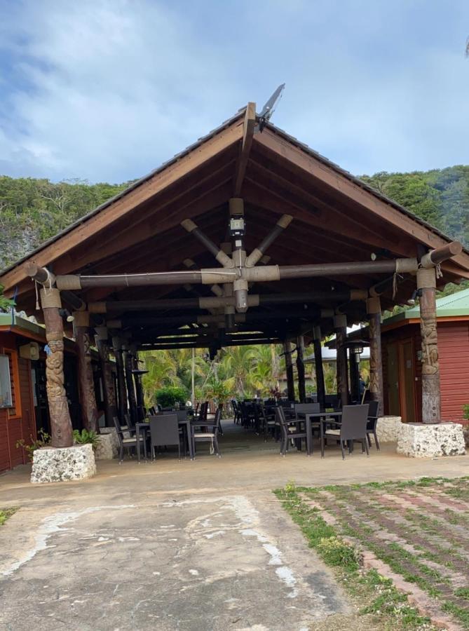 Hotel Oasis De Kiamu Лифу Екстериор снимка