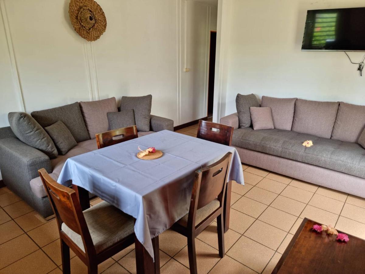 Hotel Oasis De Kiamu Лифу Екстериор снимка