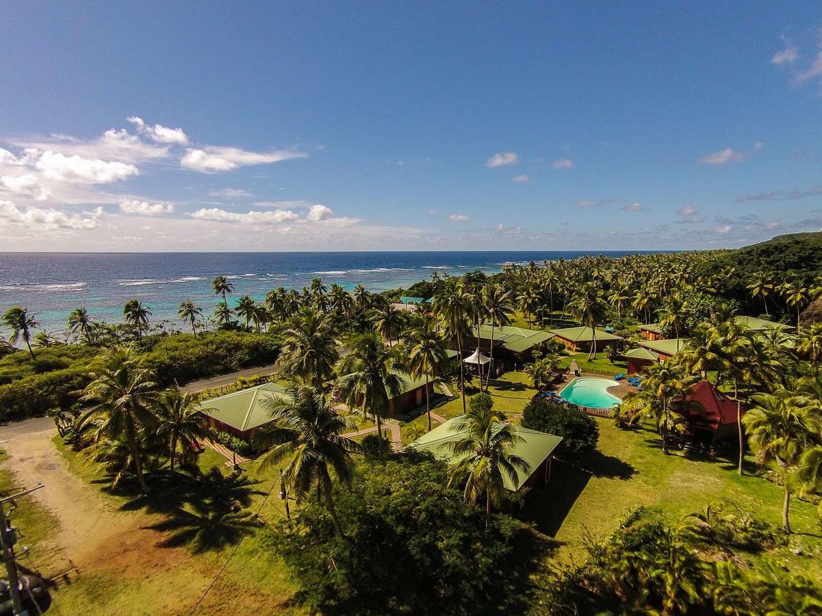 Hotel Oasis De Kiamu Лифу Екстериор снимка